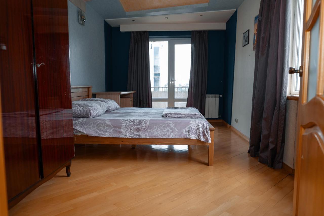 Home At Old Tbilisi Exteriör bild